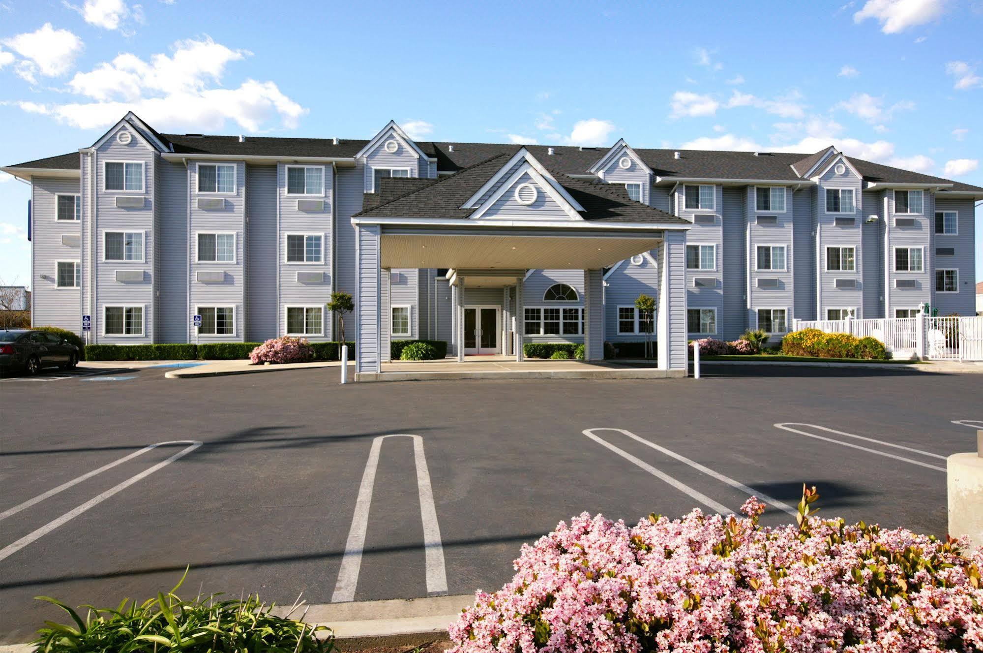 Microtel Inn & Suites Modesto Ceres Zewnętrze zdjęcie