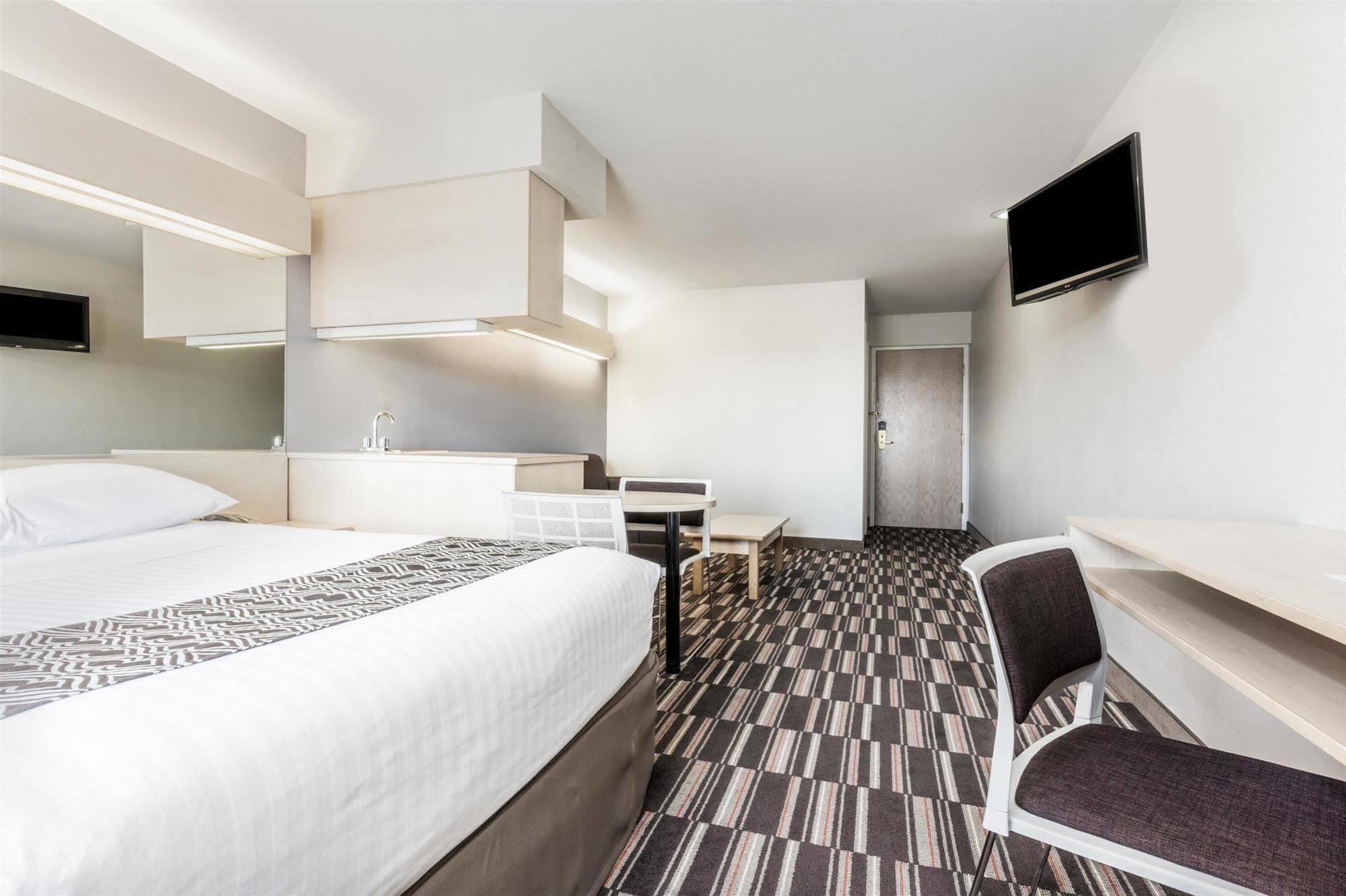 Microtel Inn & Suites Modesto Ceres Zewnętrze zdjęcie