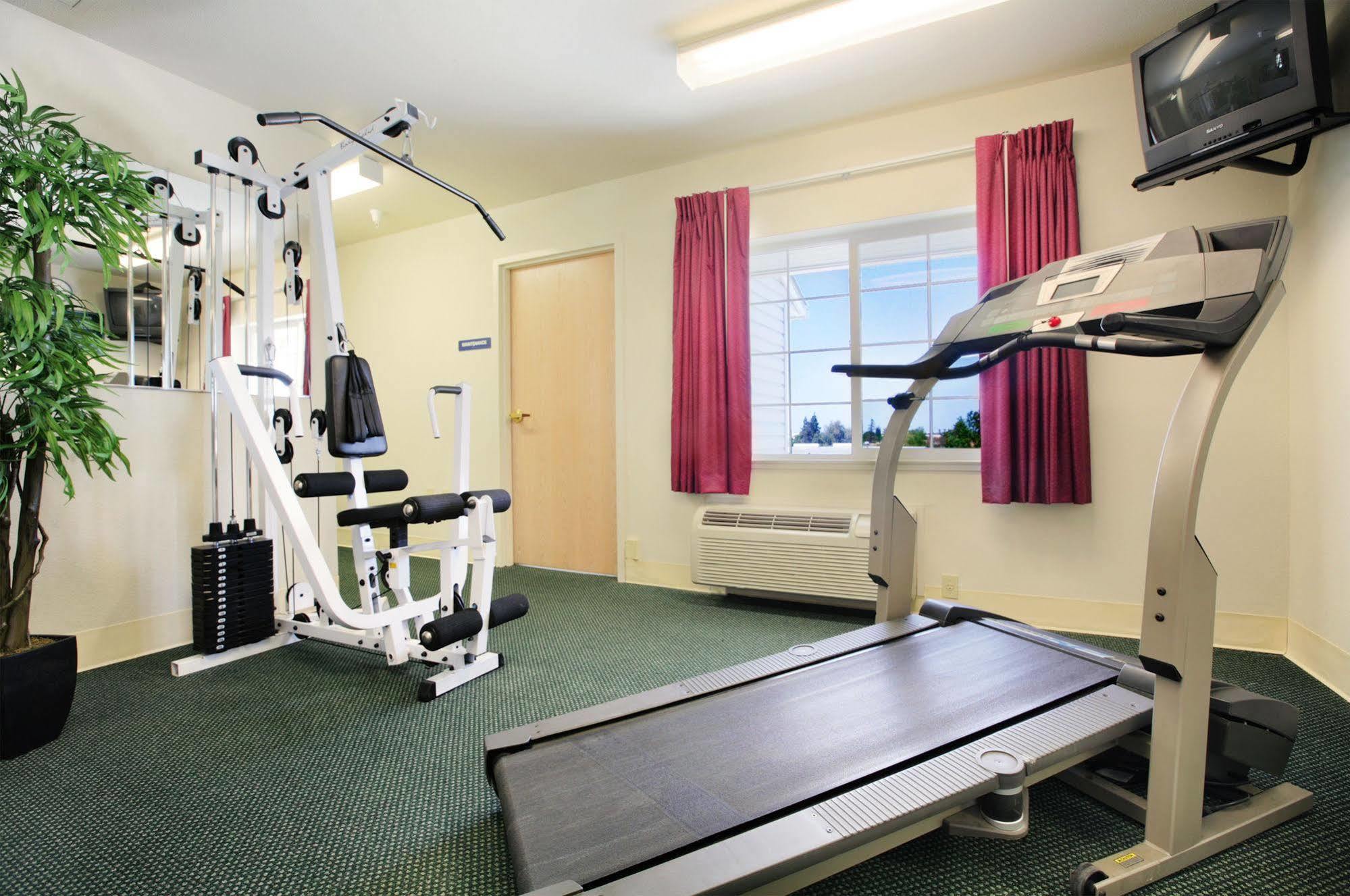 Microtel Inn & Suites Modesto Ceres Zewnętrze zdjęcie